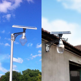 کنترل از راه دور خورشیدی LED حیاط نور 4W 600lm برای حیاط / باغ
